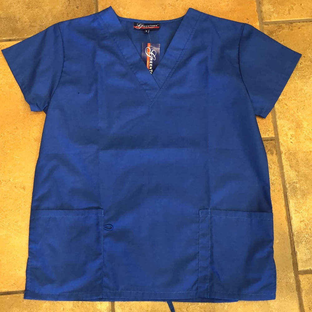 Scrub set, pants are cargo with elastic waist , brand new - Picture 2 of 5
